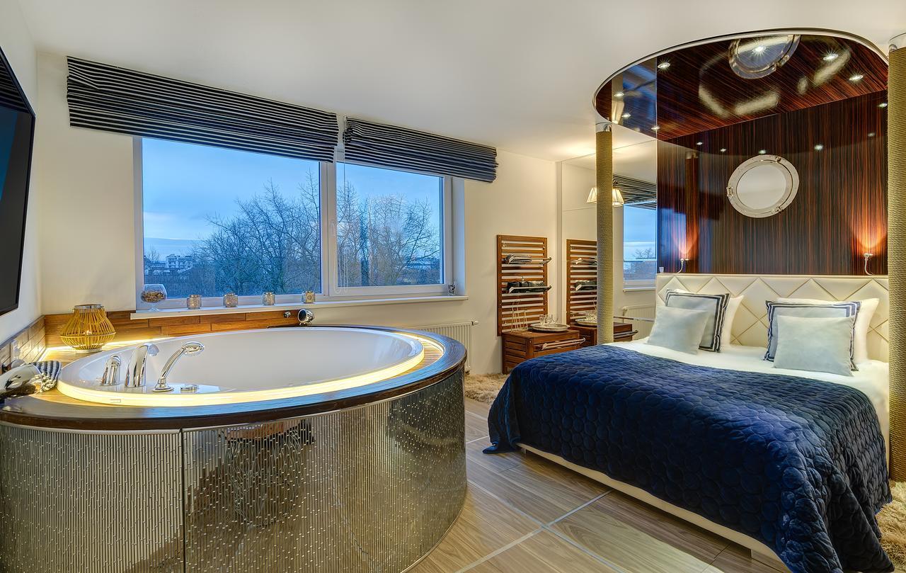 June Street Spa Apartments VNO Eksteriør bilde