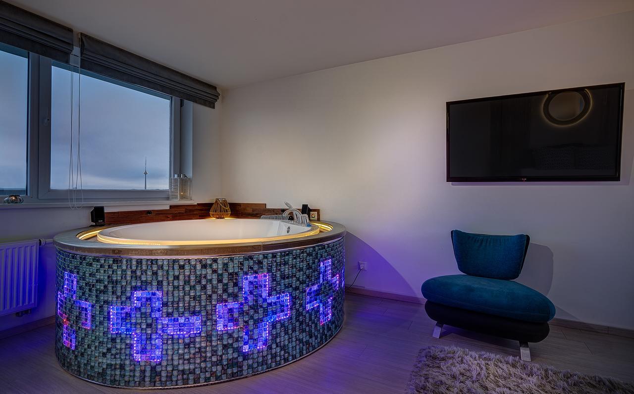June Street Spa Apartments VNO Eksteriør bilde